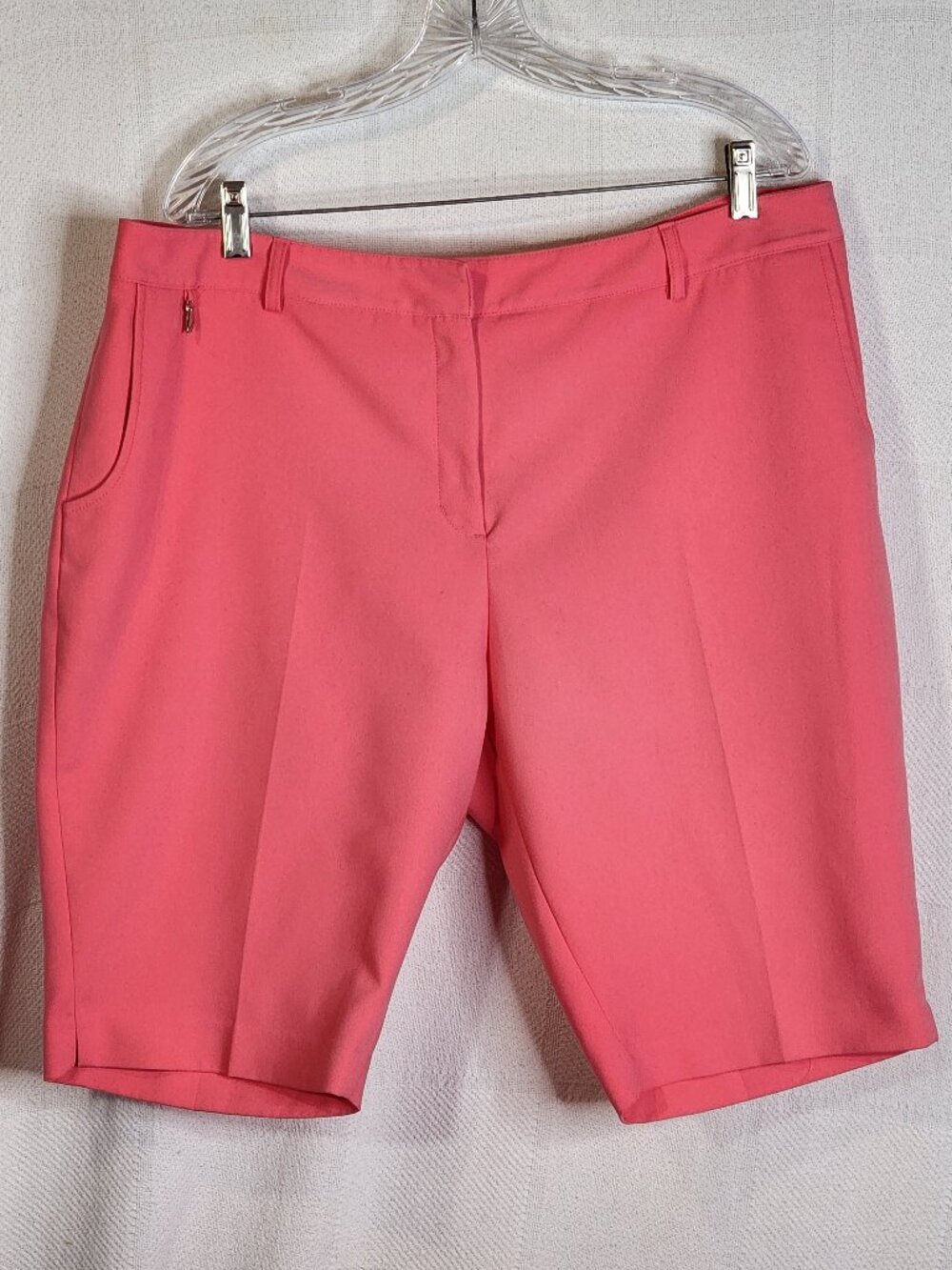 Sport Haley Coral For the Love of Golf Poly Rayon Span 19" Length Golf Shorts 18